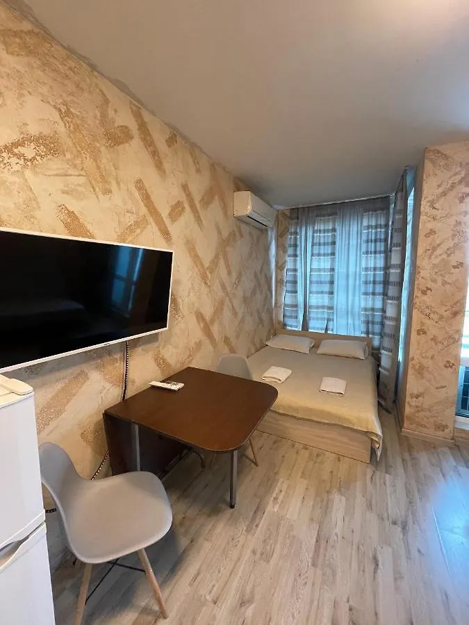 Colonel Apartment 946 Sofie